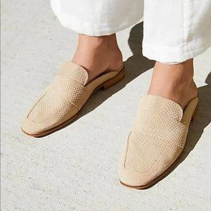 Free People At Ease Loafer Mule Embossed Beige Snake, Sz 40